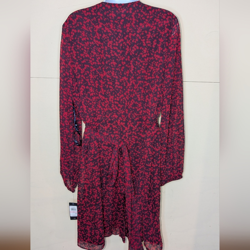 NWT Tommy Hilfiger Long Sleeve Mid Length Dress Red Petal Pattern - Picture 7 of 13